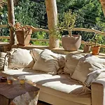 Vintage House With Terrace On The Elba Island بيت للعطل *
