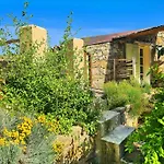 Vintage House With Terrace On The Elba Island
