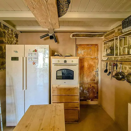 Vintage House With Terrace On The Elba Island *