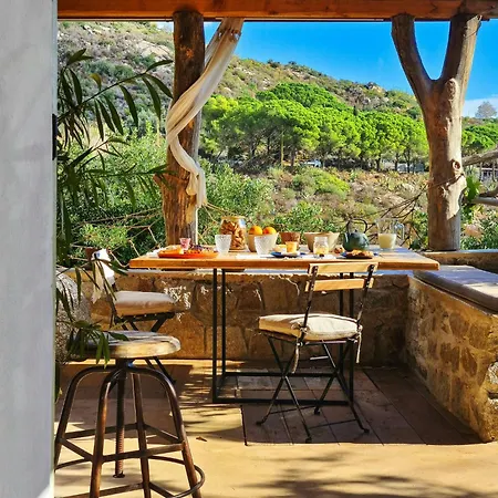 Vintage House With Terrace On The Elba Island بيت للعطل