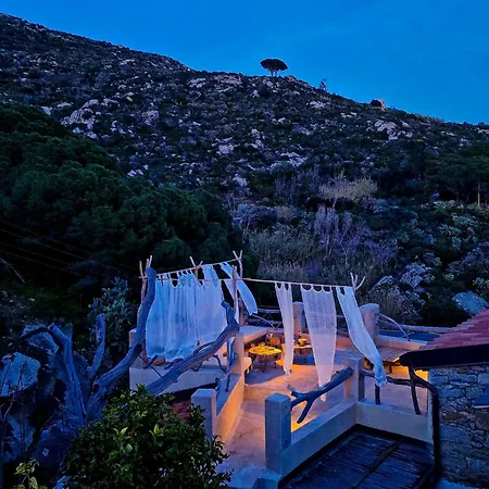 Dom wakacyjny Vintage House With Terrace On The Elba Island